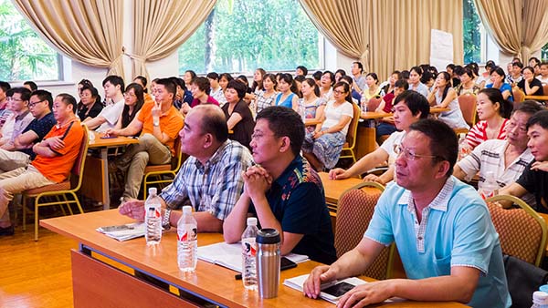 中國(guó)最早專業(yè)生產(chǎn)膠囊制劑企業(yè)|鹽酸二甲雙胍片
